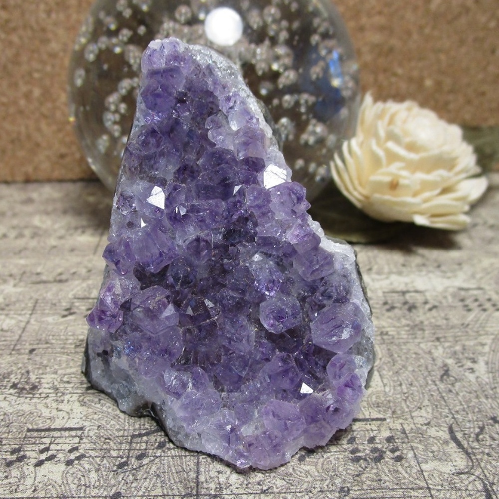 Brazil Amethyst Cluster w/cut base (#6) Gemstone - Picture 1 of 5
